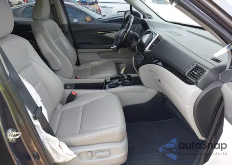 2017 Honda Ridgeline Rtl-E from USA, damaged, VIN 5FPYK3F71HB011631